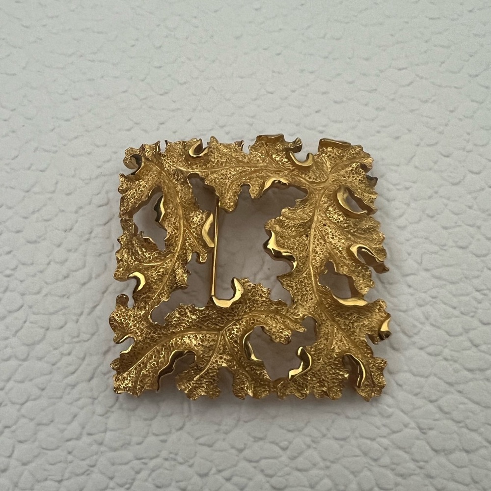 Crown Trifari, 60s vintage gold plated square oak leaves brooch - Picture 4 of 5